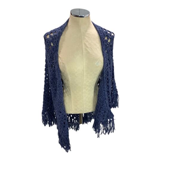 Vintage Crochet Shawl Sparkle Blue Fringed Hand Crocheted - Picture 1 of 4